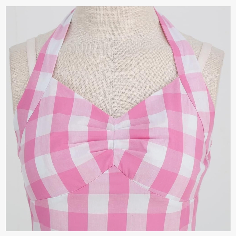 Barbie Costume Halloween (Peri-menopausal Barbie!) - Picture 6 of 16